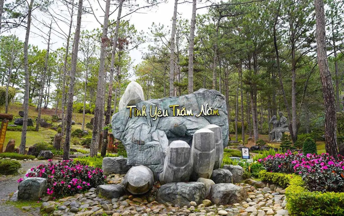 Thắng Cảnh Tại Thung Lũng T&igrave;nh Y&ecirc;u Đ&agrave; Lạt