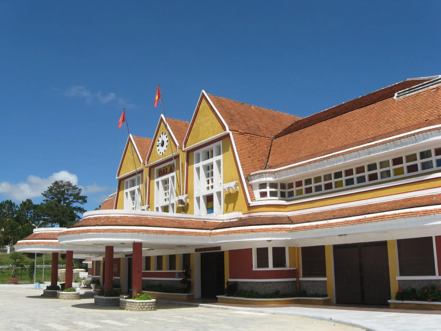Check-in ga Đà Lạt - Ga xe lửa cổ nhất Đông Dương