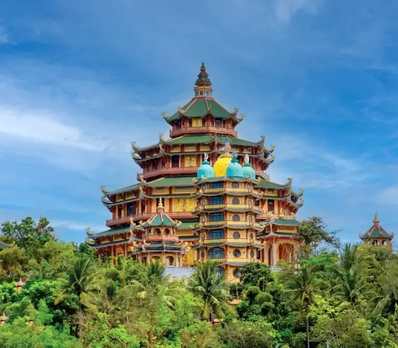 Có gì tại Phương Liên Tịnh Xứ Chùa Đại Ninh, ngôi chùa đẹp nhất làng?
