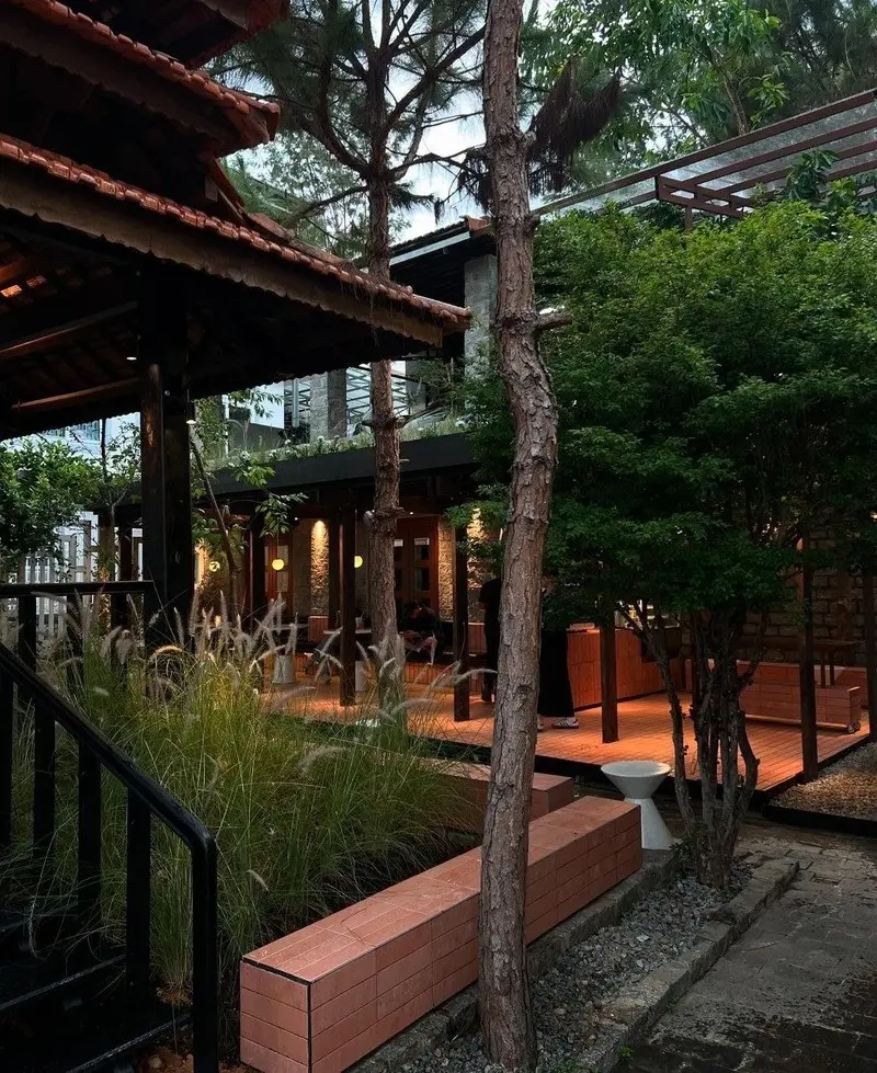 Cafe Đợi Một Người - Chốn y&ecirc;n b&igrave;nh giữa l&ograve;ng th&agrave;nh phố n&aacute;o nhiệt 2