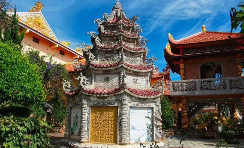 Ch&ugrave;a Linh Quang: Cổ tự khơi nguồn văn h&oacute;a t&iacute;n ngưỡng tại Đ&agrave; Lạt 8