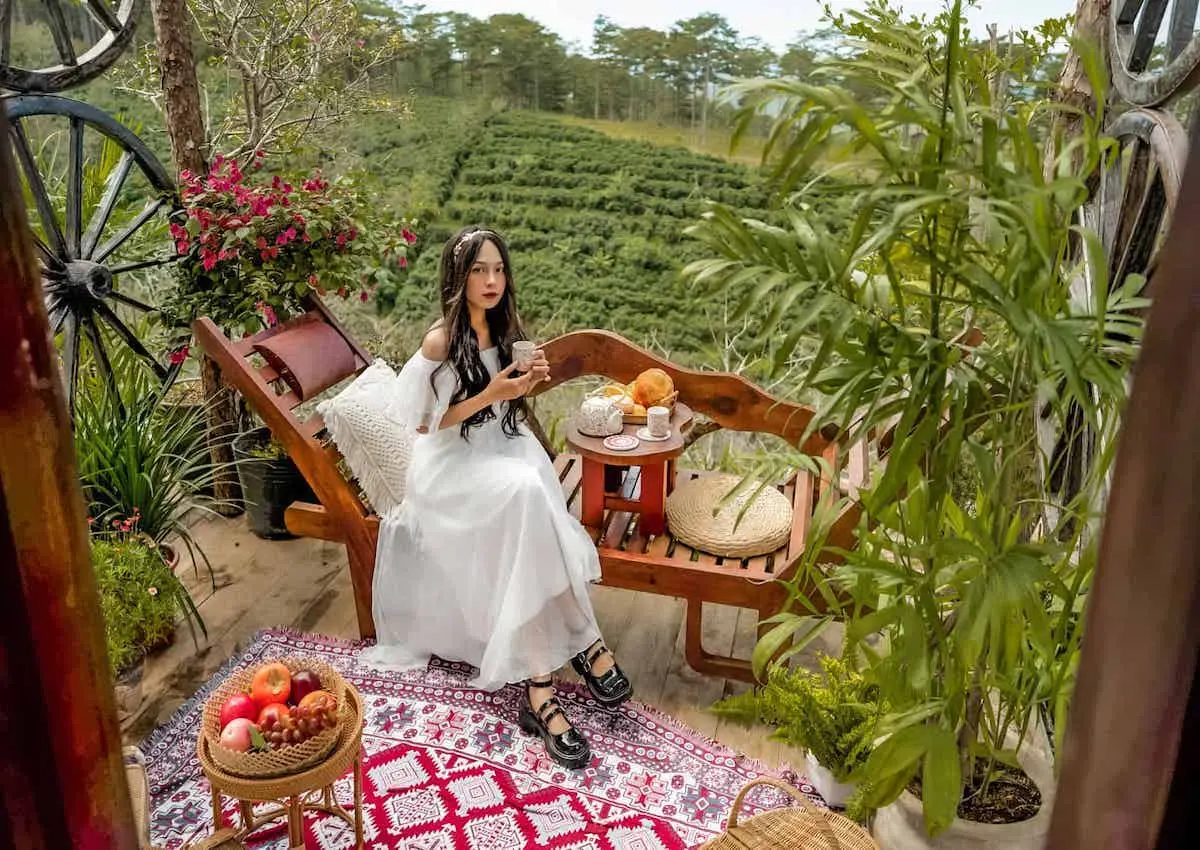 Kh&aacute;m ph&aacute; h&igrave;nh h&agrave;i mẹ thi&ecirc;n nhi&ecirc;n tại Vườn cổ t&iacute;ch Tulu Tula Đ&agrave; Lạt 16