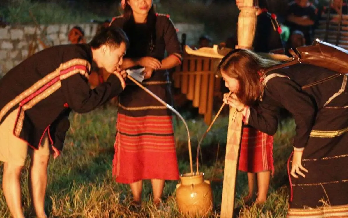 L&agrave;ng Văn Ho&aacute; Cồng Chi&ecirc;n T&acirc;y Nguy&ecirc;n - N&eacute;t đẹp đặc trưng của v&ugrave;ng đất đỏ Bazan 9