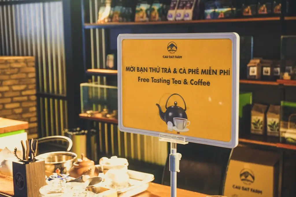Thả hồn m&igrave;nh theo m&acirc;y gi&oacute; nơi đồi ch&egrave; Cầu Đất xanh mướt bạt ng&agrave;n 8