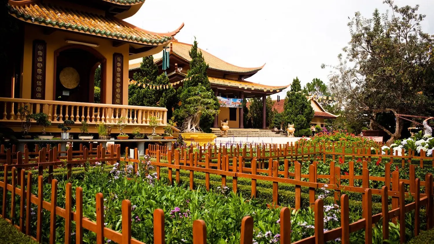 Thiền Viện Trúc Lâm – Khám phá vẻ đẹp cổ kính giữa rừng thông Đà Lạt 7