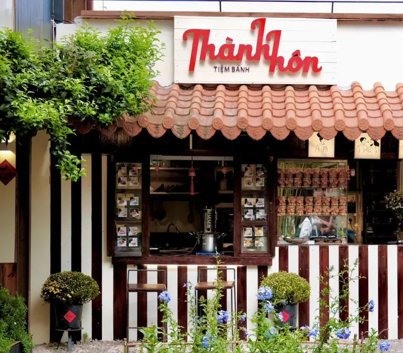 Tiệm b&aacute;nh Th&agrave;nh H&ocirc;n: Nơi c&oacute; b&aacute;nh ngọt v&agrave; những g&oacute;c check in xịn 2