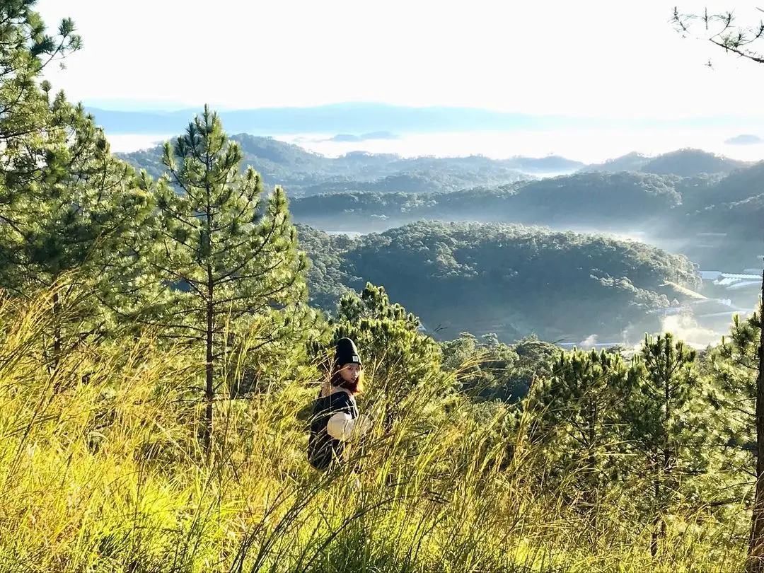 Trekking đỉnh H&ograve;n Bồ Đ&agrave; Lạt săn biển m&acirc;y bềnh bồng 5