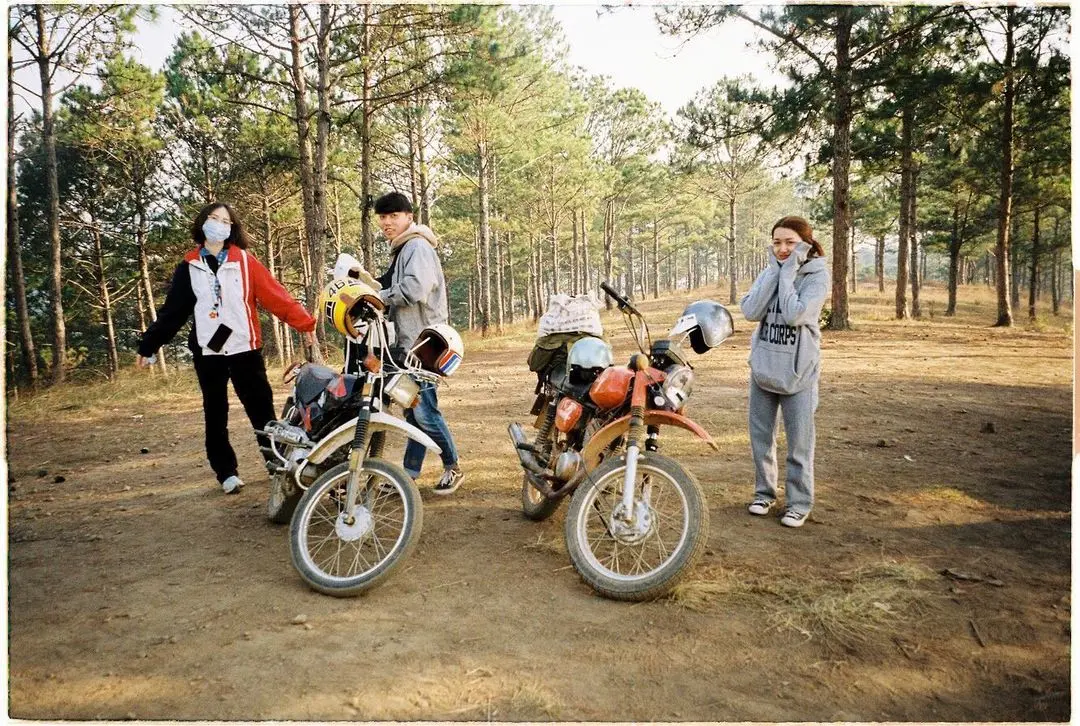 Trekking đỉnh H&ograve;n Bồ Đ&agrave; Lạt săn biển m&acirc;y bềnh bồng 12