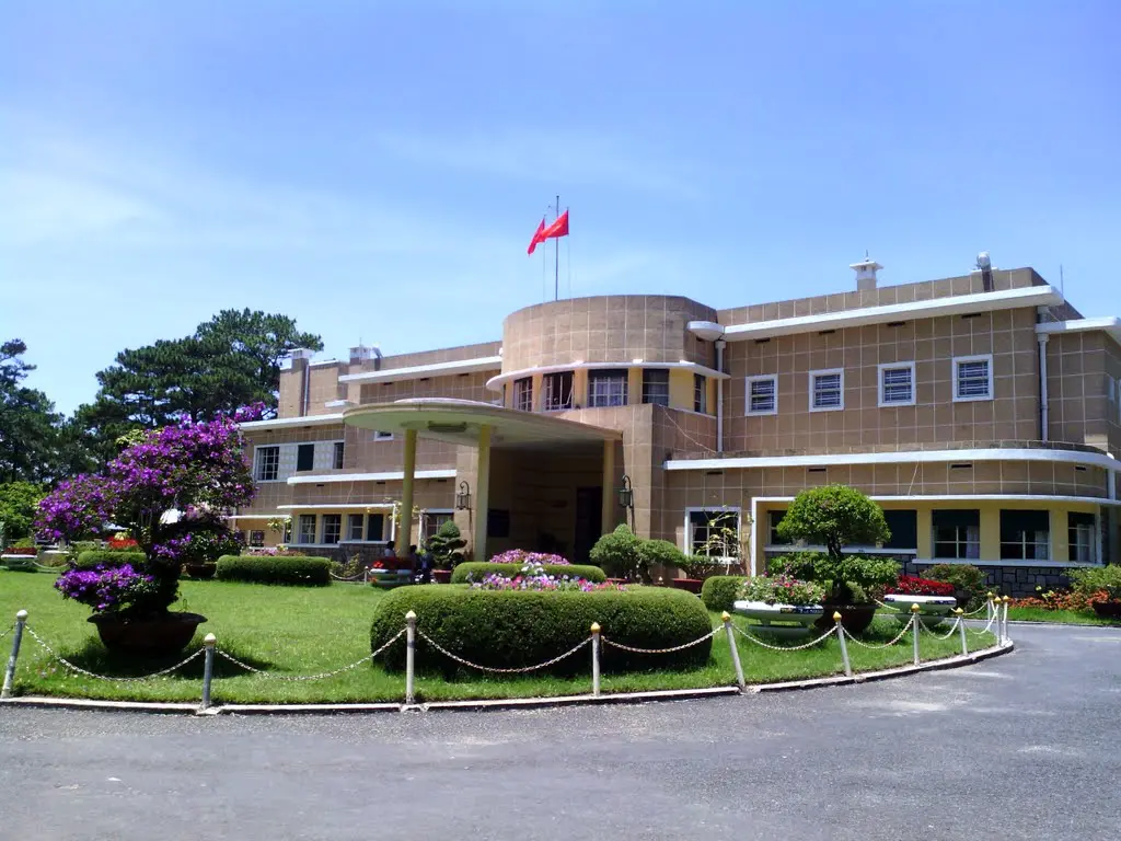 Dinh 3 Đà Lạt (Biệt Điện Vua Bảo Đại) - Khám phá kiến trúc cổ điển Pháp tại Đà Lạt
