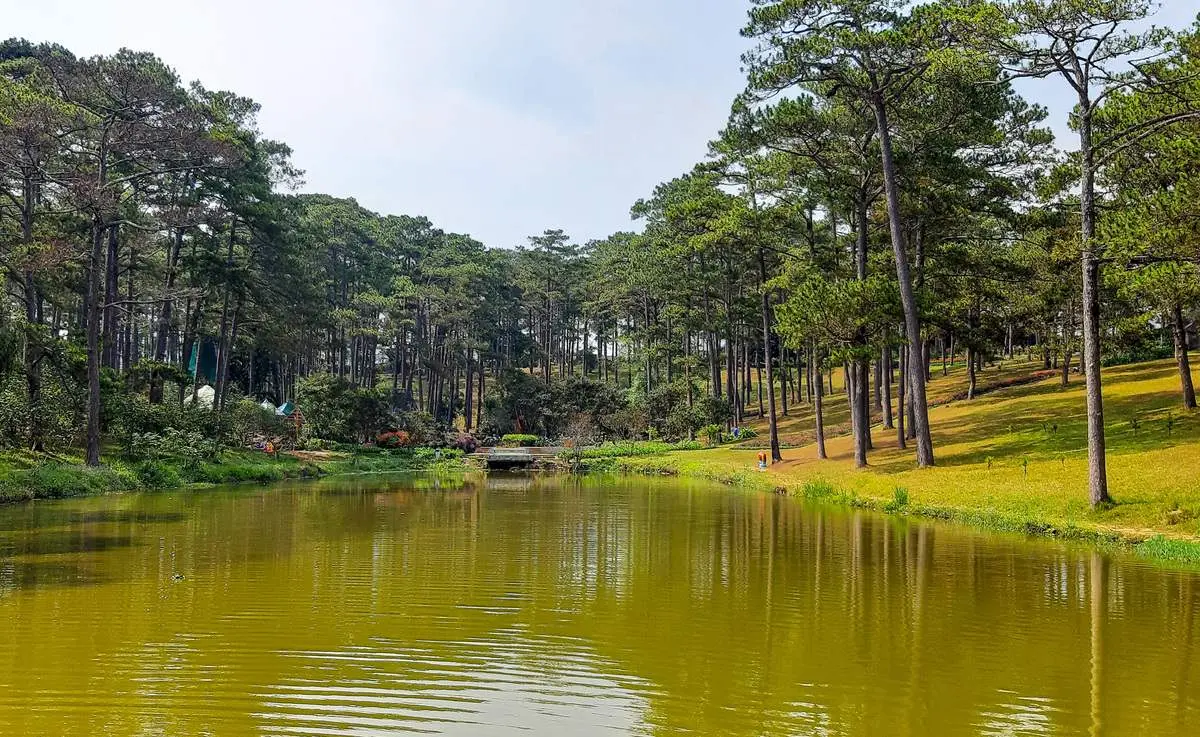 Hồ Than Thở - Bức tranh thiên nhiên đầy huyền bí