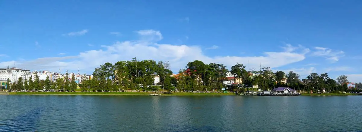 Hồ Xuân Hương Đà Lạt: Điểm đến chưa bao giờ cũ