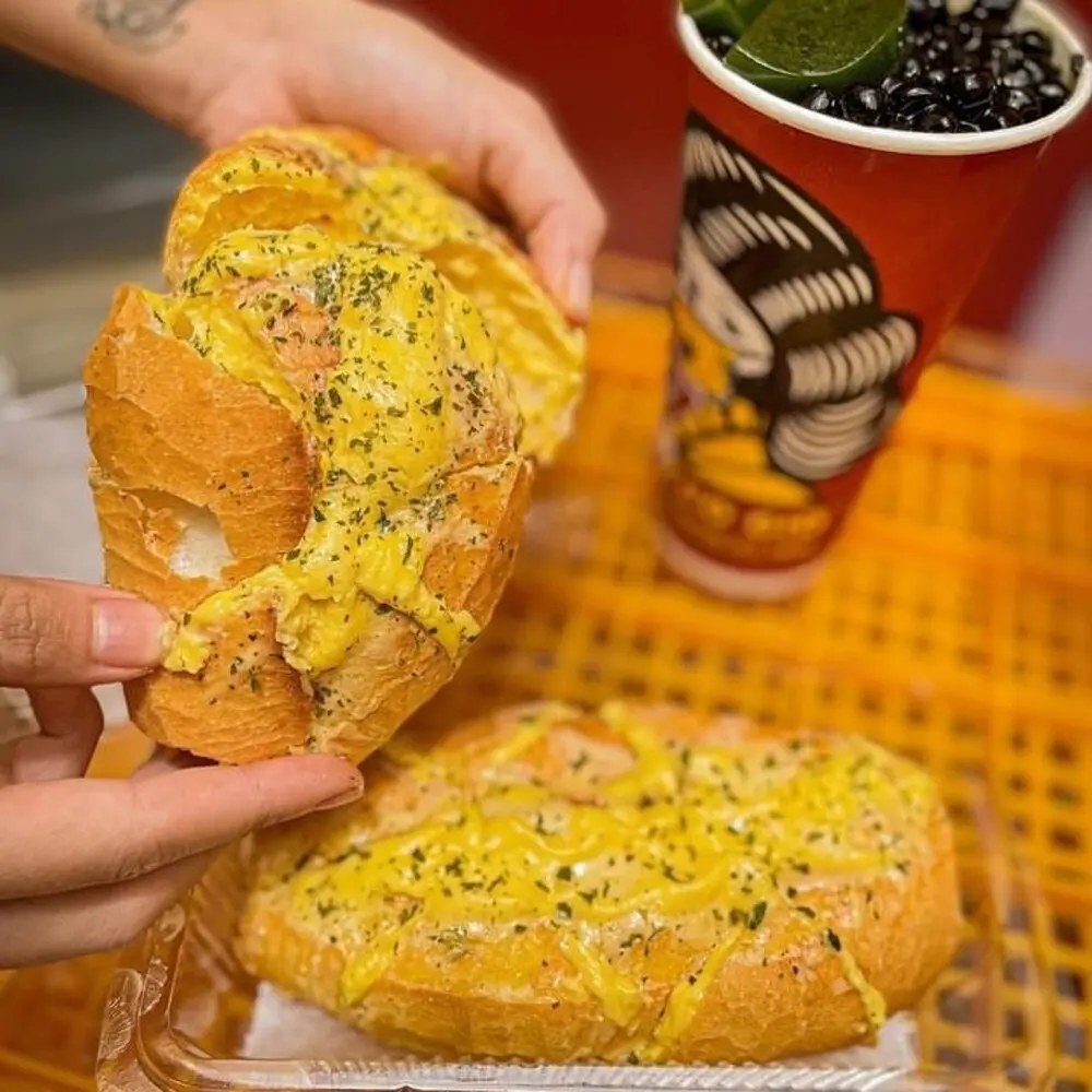 Có gì đặc biệt ở tiệm bánh Cối Xay Gió nổi tiếng nhất xứ sở sương mù Đà Lạt