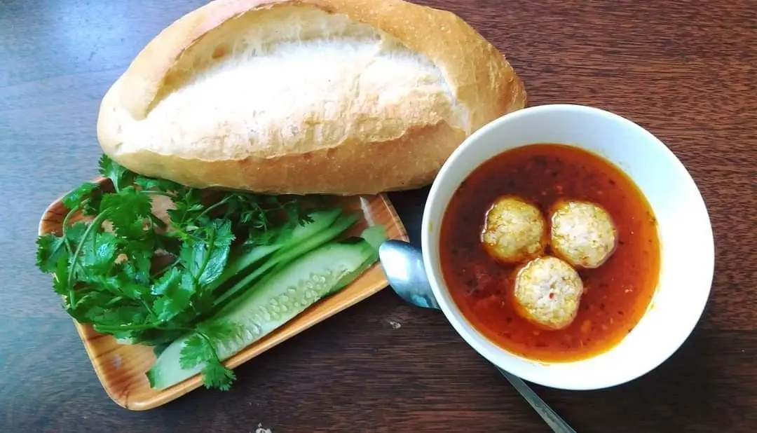 B&aacute;nh m&igrave; x&iacute;u mại Đ&agrave; Lạt - Độc đ&aacute;o ẩm thực xứ ng&agrave;n hoa 5