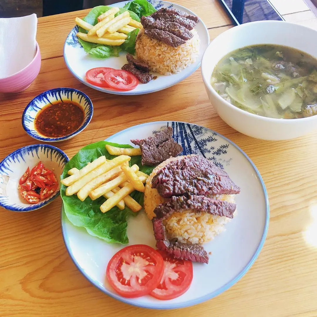 Bỏ t&uacute;i top 10 qu&aacute;n cơm tấm Đ&agrave; Lạt ngon nức tiếng m&agrave; bạn phải thử 10