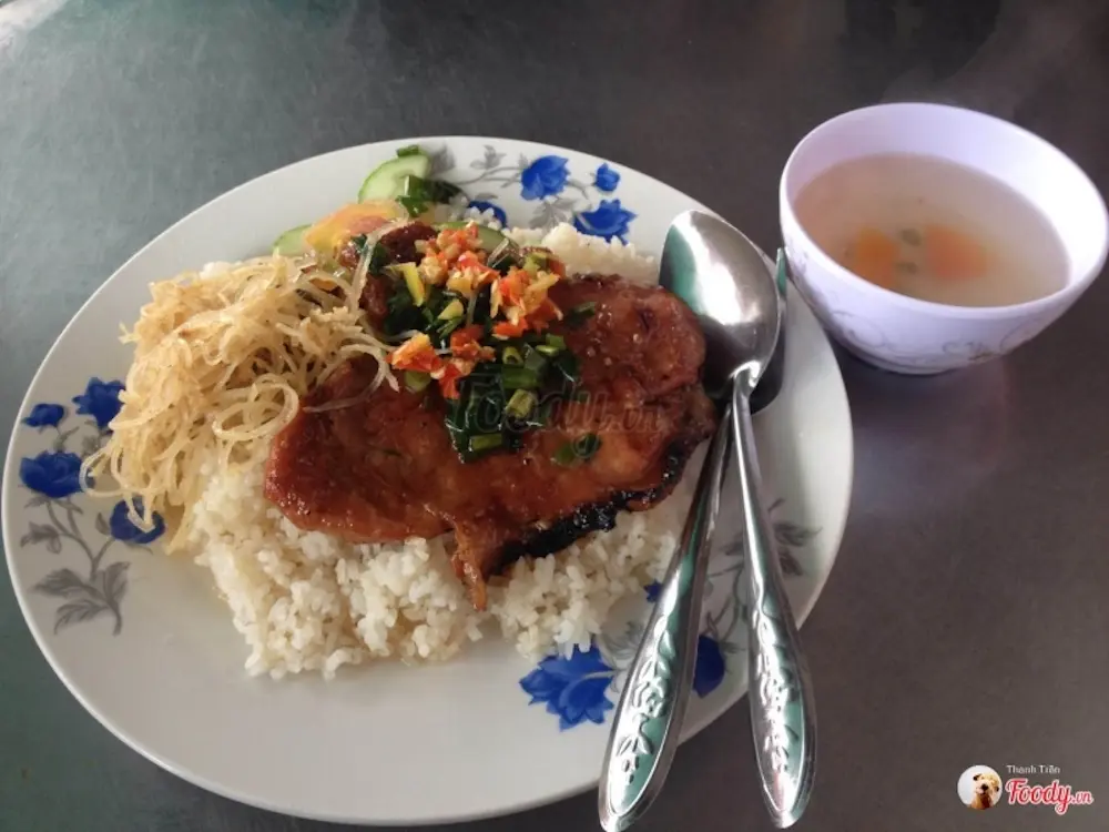 Bỏ t&uacute;i top 10 qu&aacute;n cơm tấm Đ&agrave; Lạt ngon nức tiếng m&agrave; bạn phải thử 11