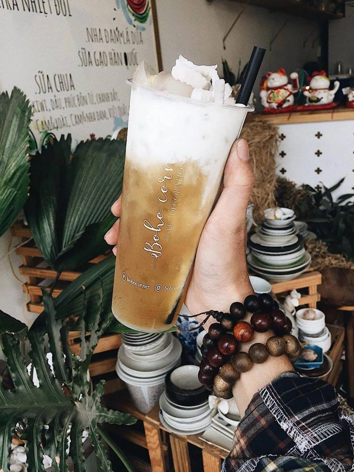 Boho Corner Coffee - Qu&aacute;n c&agrave; ph&ecirc; phong c&aacute;ch Bohemia độc đ&aacute;o, quyến rũ 8