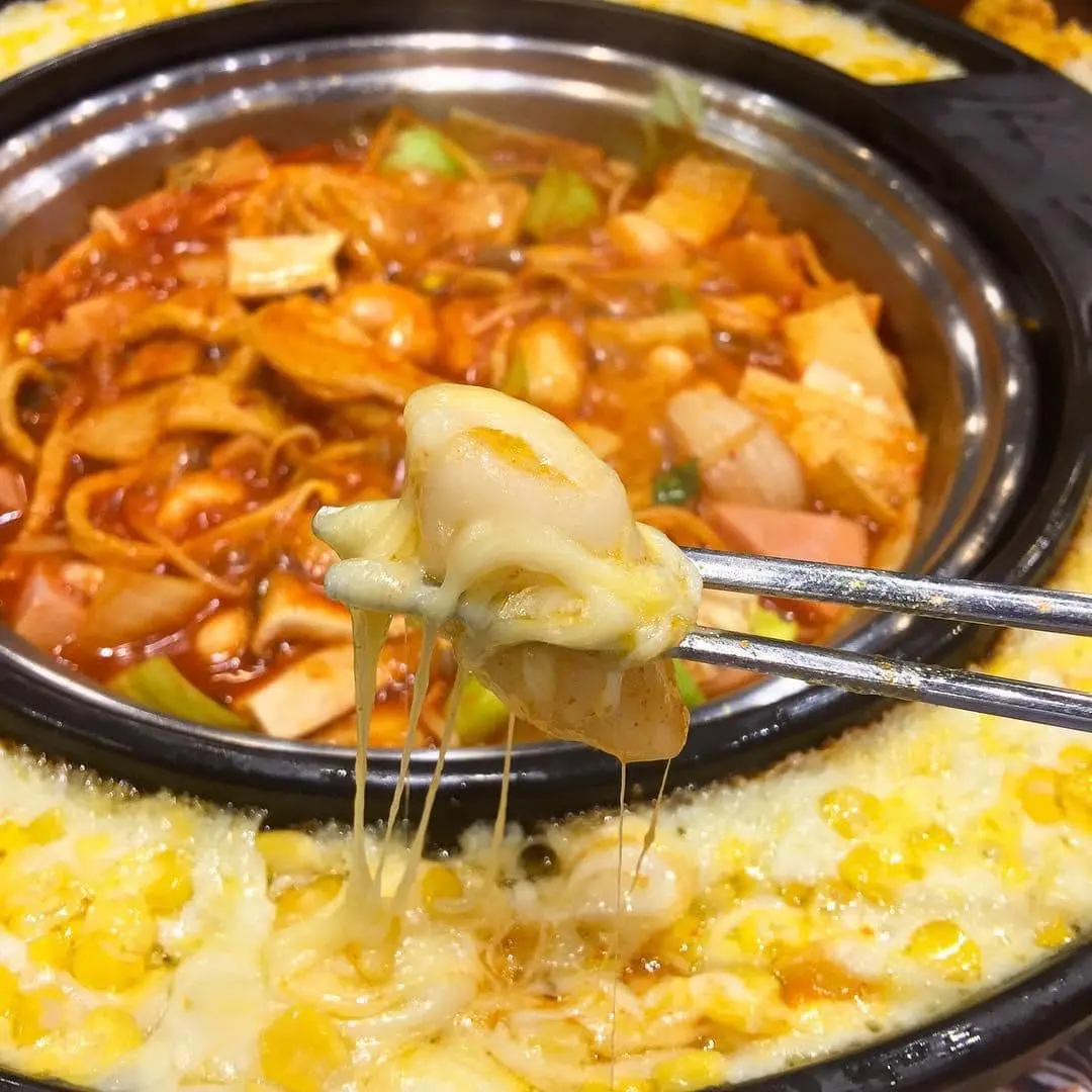 Buffet Dookki Đ&agrave; Lạt - Kh&aacute;m ph&aacute; thi&ecirc;n đường ẩm thực H&agrave;n Quốc tại Đ&agrave; Lạt 9
