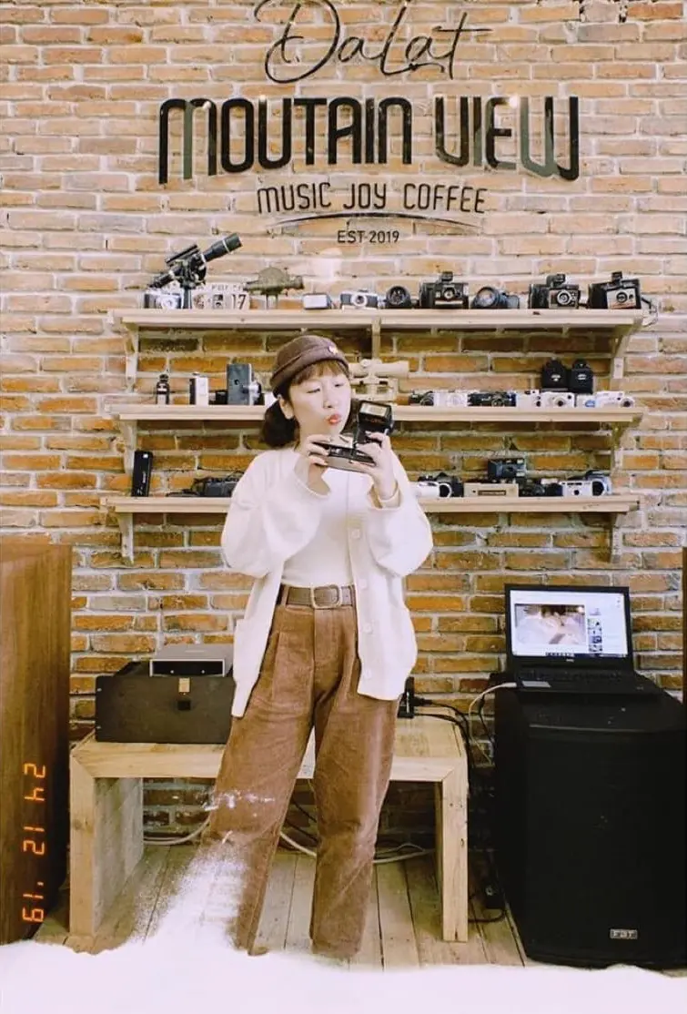 Đến Đ&agrave; Lạt Mountain View coffee trải nghiệm kh&ocirc;ng gian Bắc &Acirc;u b&ecirc;n n&uacute;i đồi mộng mơ 11