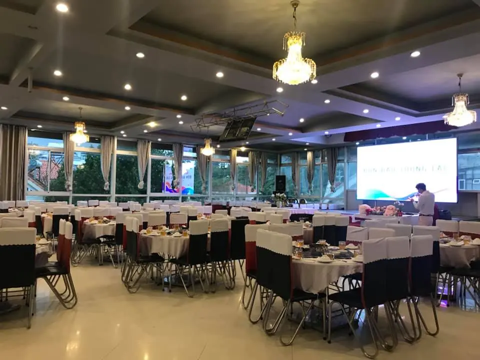 Gh&eacute; nh&agrave; h&agrave;ng Sunrise Đ&agrave; Lạt, thưởng thức đặc sản th&agrave;nh phố cao nguy&ecirc;n 4