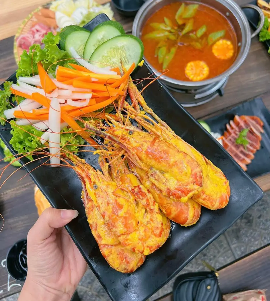 Gh&eacute; Tiệm nướng &Uacute; Nu giữa l&ograve;ng Đ&agrave; Lạt vỗ b&eacute;o chiếc bụng đ&oacute;i 4