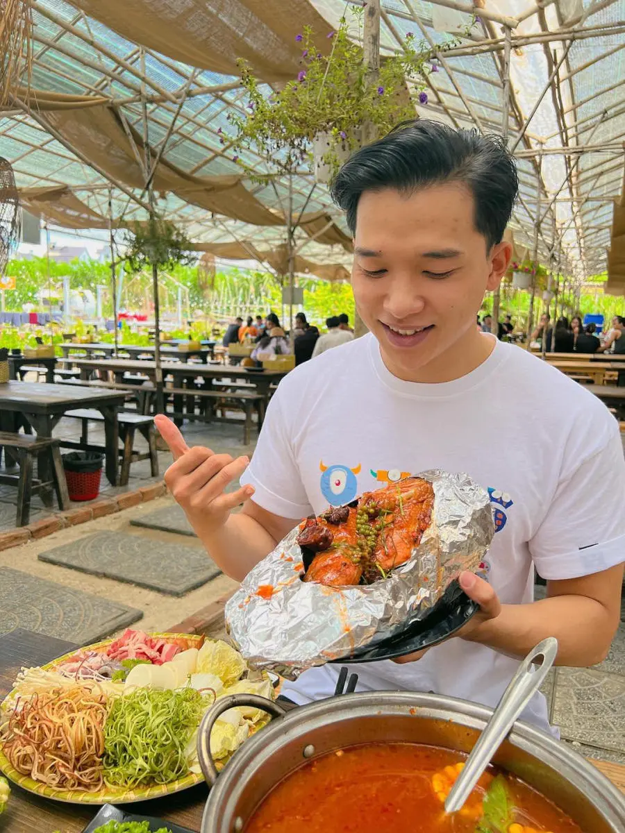 Gh&eacute; Tiệm nướng &Uacute; Nu giữa l&ograve;ng Đ&agrave; Lạt vỗ b&eacute;o chiếc bụng đ&oacute;i 9