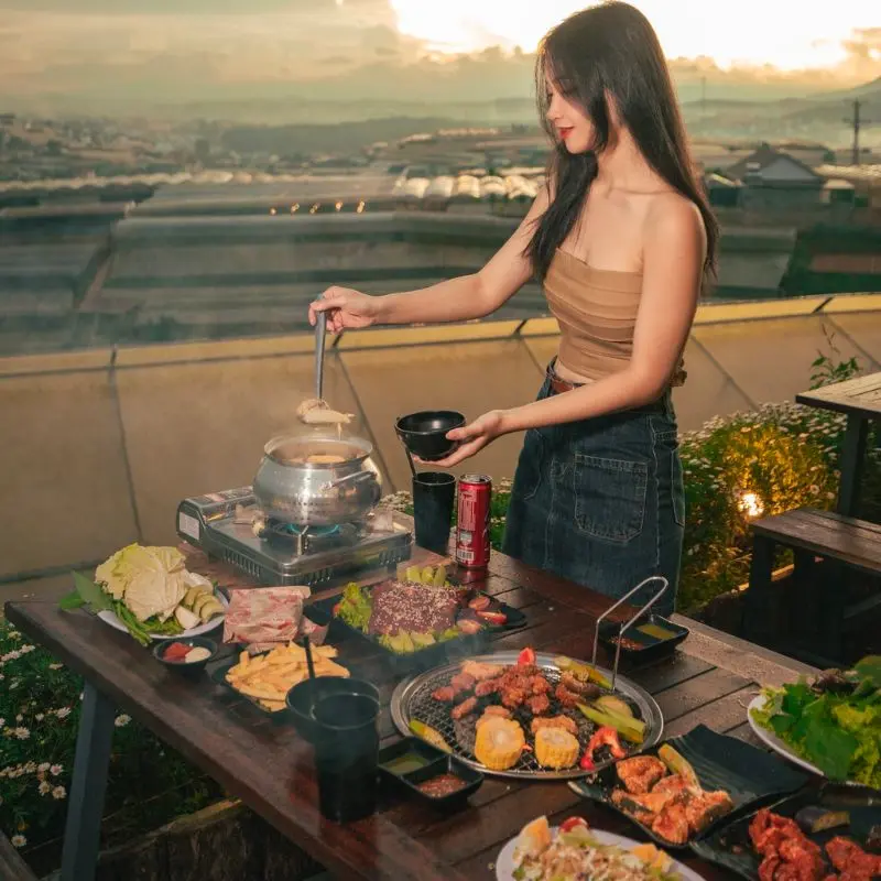 Gh&eacute; tiệm nướng X&oacute;m L&egrave;o thưởng thức BBQ, ngắm ho&agrave;ng h&ocirc;n cực chill 5