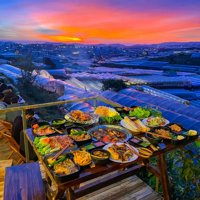 Gh&eacute; tiệm nướng X&oacute;m L&egrave;o thưởng thức BBQ, ngắm ho&agrave;ng h&ocirc;n cực chill 7