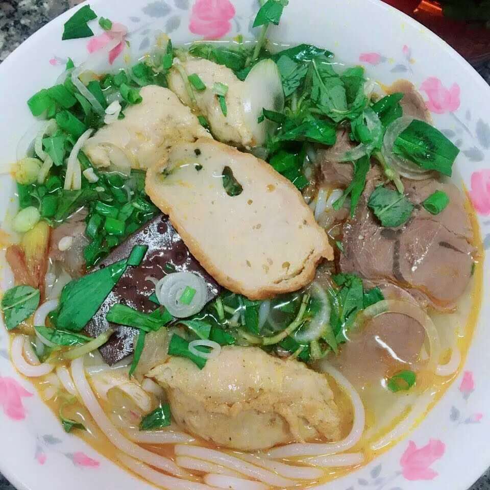 Gọi t&ecirc;n 15 qu&aacute;n b&uacute;n b&ograve; Đ&agrave; Lạt ngon nức tiếng giới s&agrave;nh ăn 10