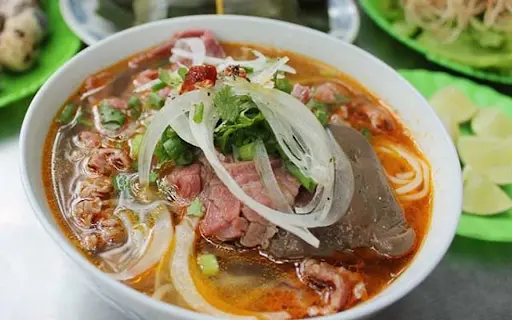 Gọi t&ecirc;n 15 qu&aacute;n b&uacute;n b&ograve; Đ&agrave; Lạt ngon nức tiếng giới s&agrave;nh ăn 14