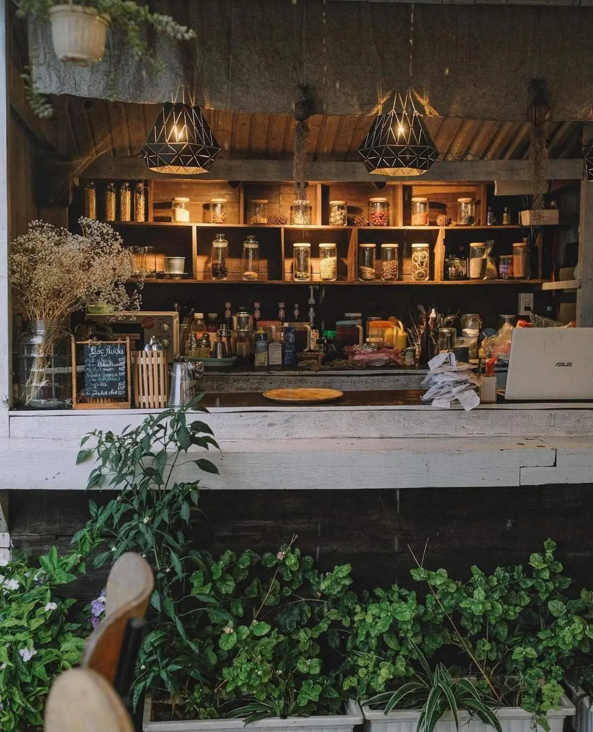 Him Cafe - Ngẩn ngơ trước g&oacute;c nhỏ an y&ecirc;n tại Đ&agrave; Lạt mộng mơ 3