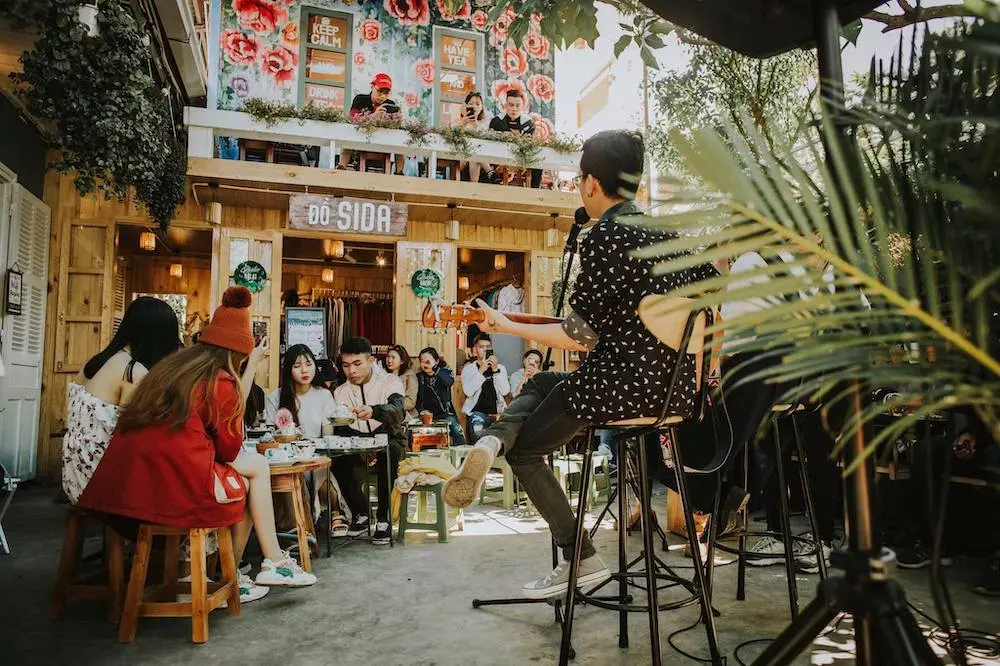Hội qu&aacute;n Ghiền Đ&agrave; Lạt &ndash; Địa điểm vui chơi g&igrave;-cũng-c&oacute; cho người con th&agrave;nh phố mộng mơ 8