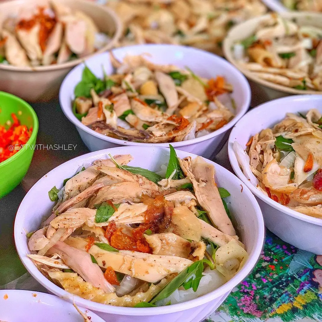 L&ecirc;n Đ&agrave; Lạt l&agrave; phải dậy sớm ăn b&aacute;nh ướt l&ograve;ng g&agrave; chứ đừng ngủ nướng nữa bạn ơi! 5