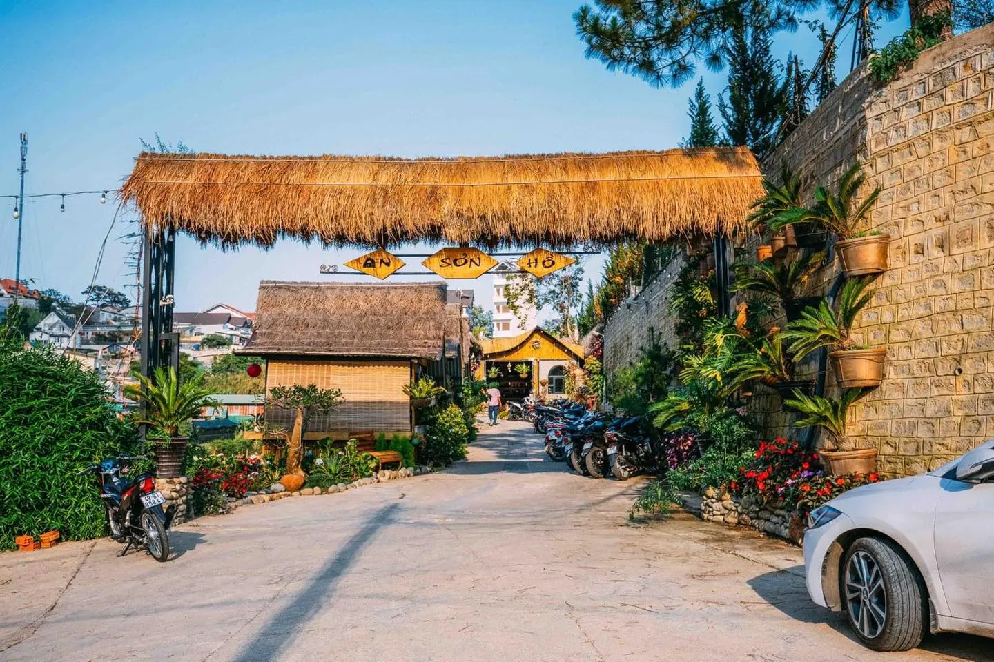 Nh&agrave; h&agrave;ng An Sơn Hồ - Cổ trấn nhỏ giữa th&agrave;nh phố Đ&agrave; Lạt 2
