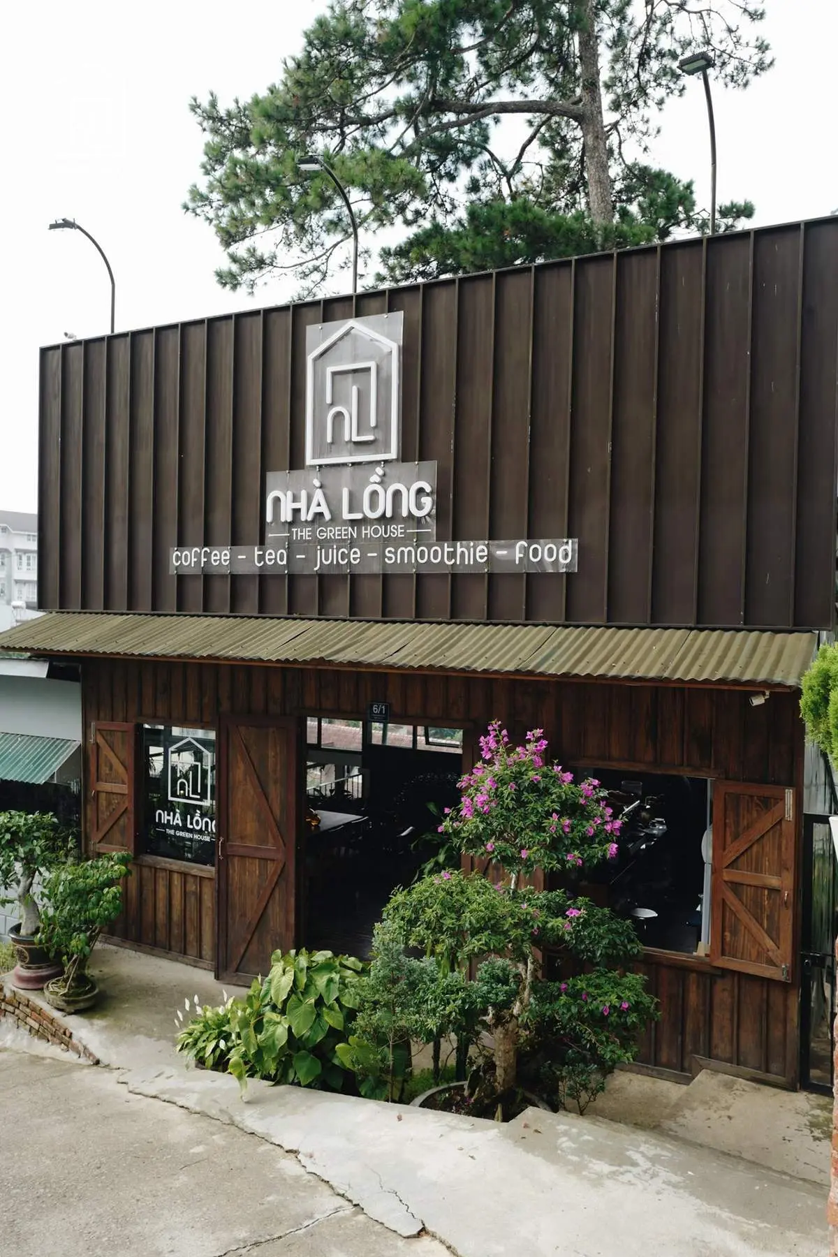 Nh&agrave; Lồng Coffee &ndash; Qu&aacute;n caf&eacute; lung linh với view thung lũng cực đẹp 3