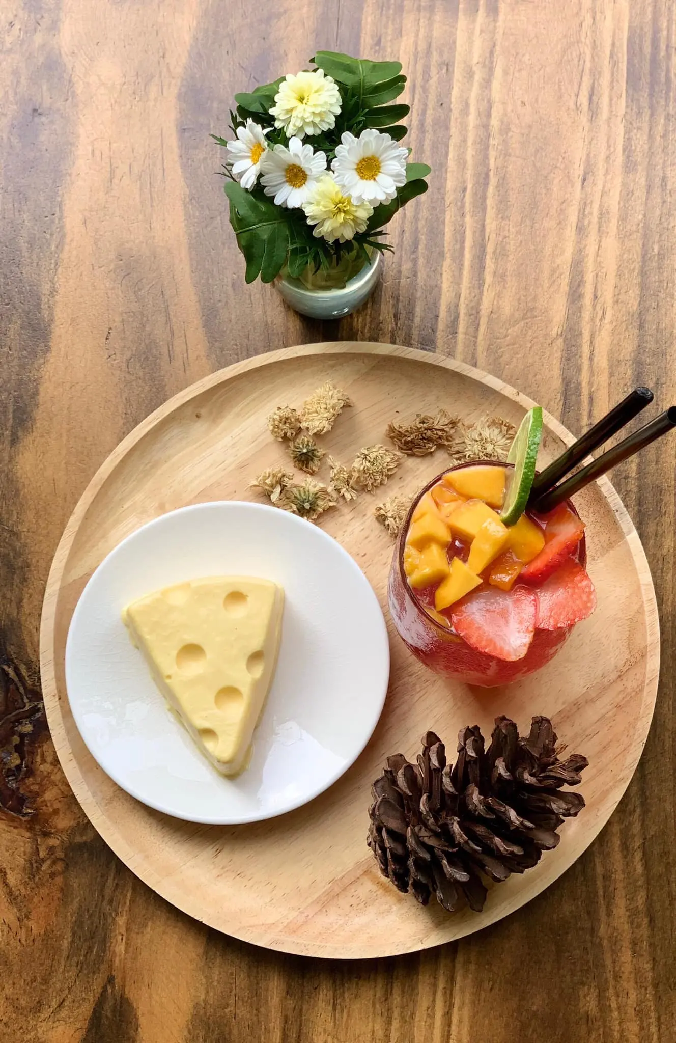Nh&agrave; Lồng Coffee &ndash; Qu&aacute;n caf&eacute; lung linh với view thung lũng cực đẹp 14