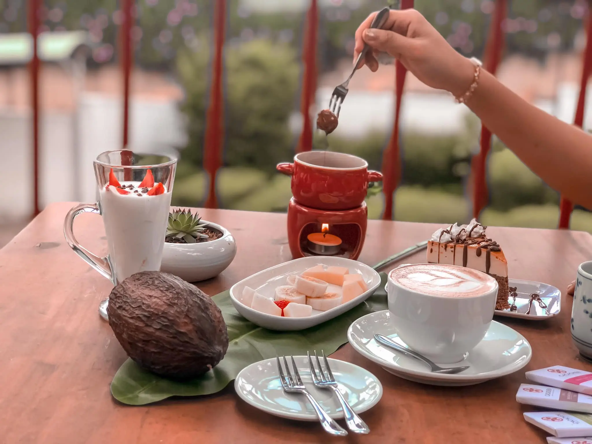 Nh&acirc;m nhi t&aacute;ch chocolate chuẩn vị tại Cacaoken Coffee Đ&agrave; Lạt phong c&aacute;ch Nhật Bản 12