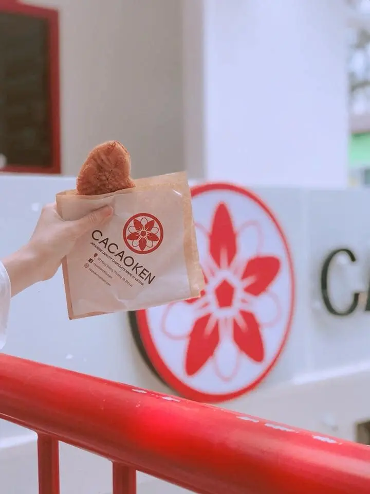 Nh&acirc;m nhi t&aacute;ch chocolate chuẩn vị tại Cacaoken Coffee Đ&agrave; Lạt phong c&aacute;ch Nhật Bản 11