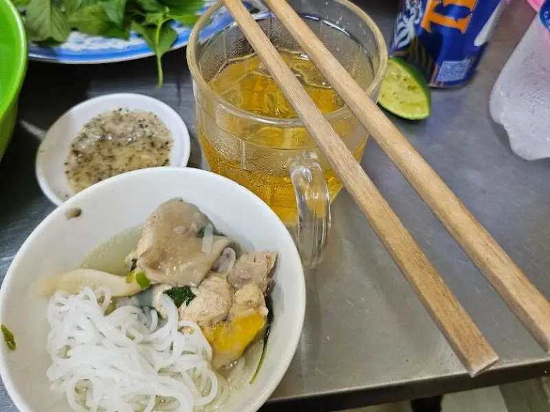 Review, điểm danh 10 qu&aacute;n lẩu g&agrave; l&aacute; &eacute; Tao Ngộ ch&iacute;nh gốc tại Đ&agrave; Lạt 5