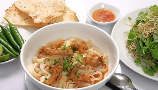 Săn l&ugrave;ng TOP 10 qu&aacute;n m&igrave; Quảng ngon m&ecirc; ly tại Đ&agrave; Lạt 13