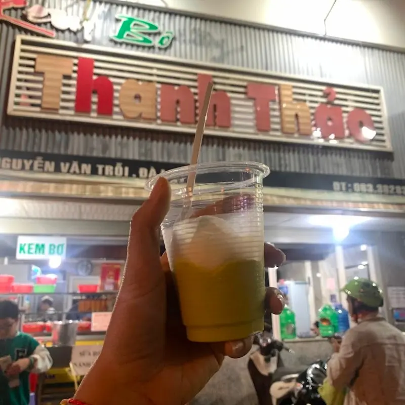 Thưởng thức kem bơ Thanh Thảo nổi tiếng nhất nh&igrave; tại Đ&agrave; Lạt 2