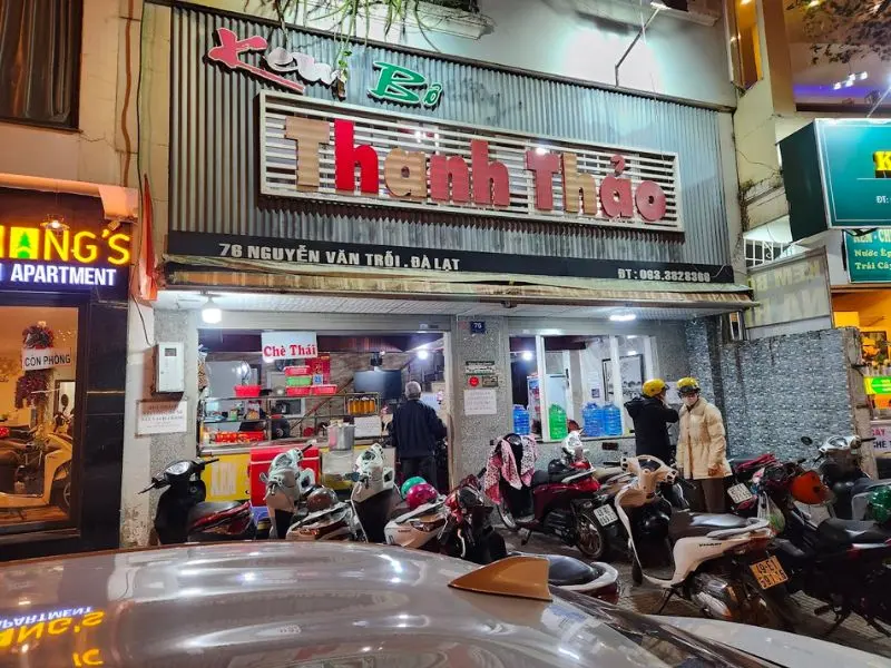 Thưởng thức kem bơ Thanh Thảo nổi tiếng nhất nh&igrave; tại Đ&agrave; Lạt 12