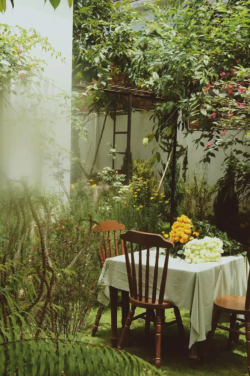 Tiệm c&agrave; ph&ecirc; Khu vườn m&ugrave;a h&egrave; - &Uacute;m ba la ra qu&aacute;n c&agrave; ph&ecirc; mộng mơ đi một lần post h&igrave;nh một tuần ở Đ&agrave; Lạt 12