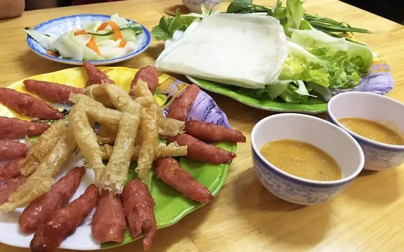 Top 10 qu&aacute;n nem nướng Đ&agrave; Lạt nổi tiếng được y&ecirc;u th&iacute;ch 6