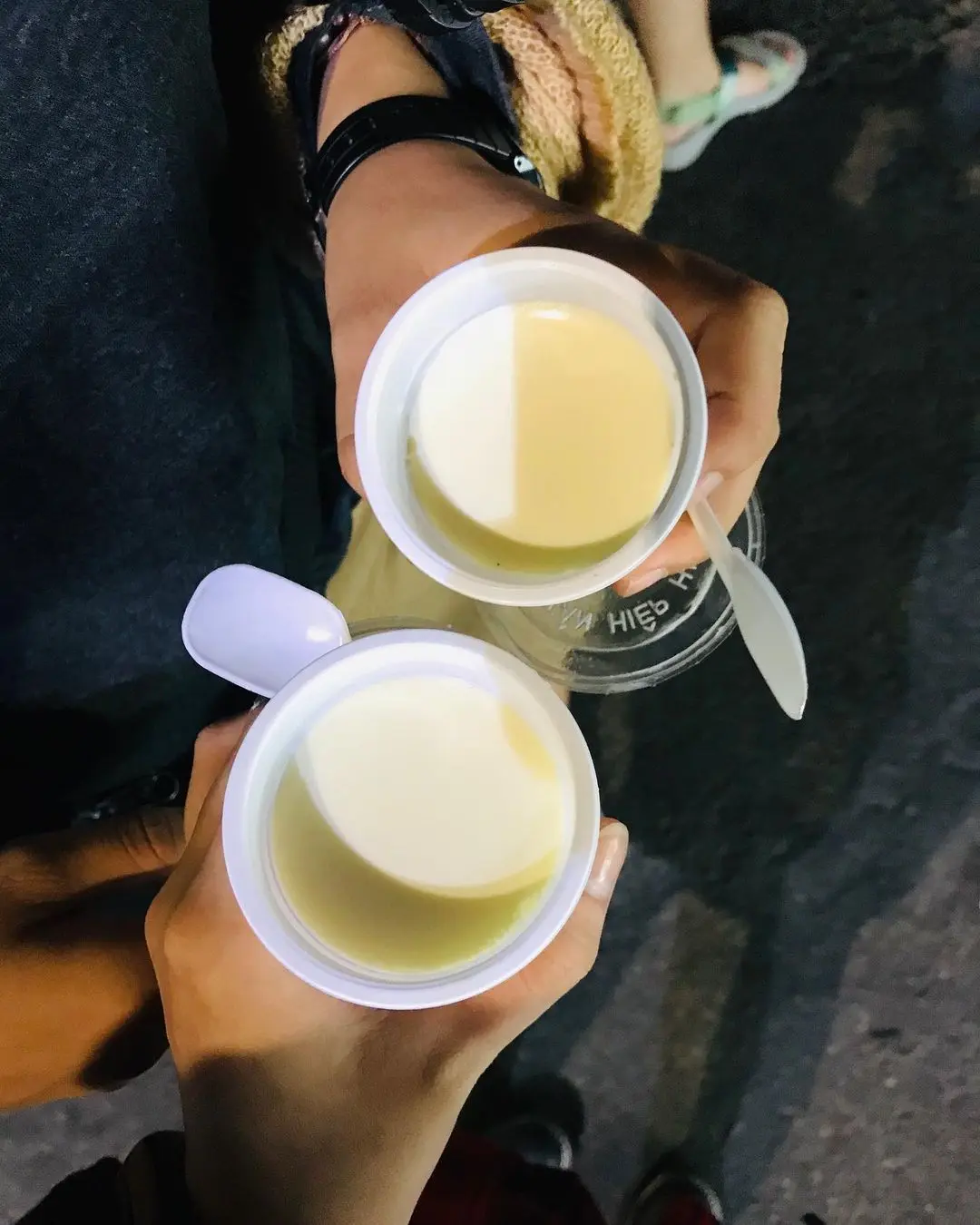 Yaourt ph&ocirc; mai - Vi vu Đ&agrave; Lạt thưởng thức sữa chua b&eacute;o thơm chỉ từ 10k 8