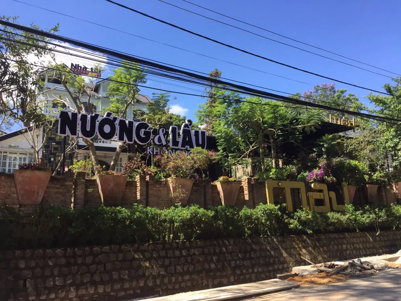 May Restaurant Da Lat - Không gian ấm cúng, đậm đà hương vị Việt