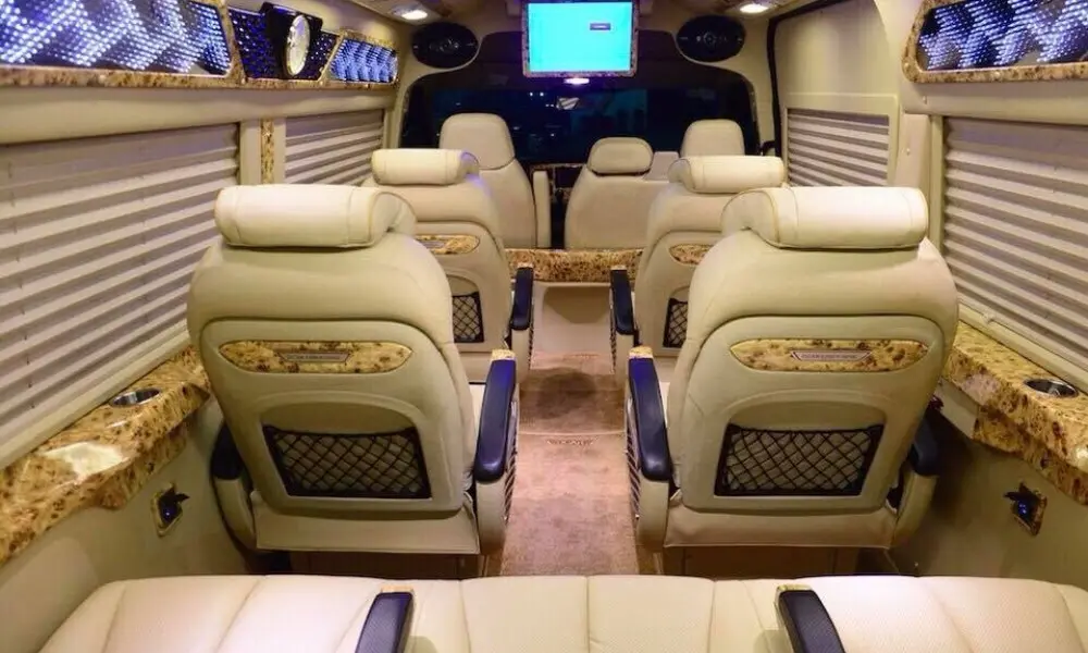 Tổng hợp c&aacute;c h&atilde;ng xe Limousine đi Đ&agrave; Lạt từ Nha Trang 3