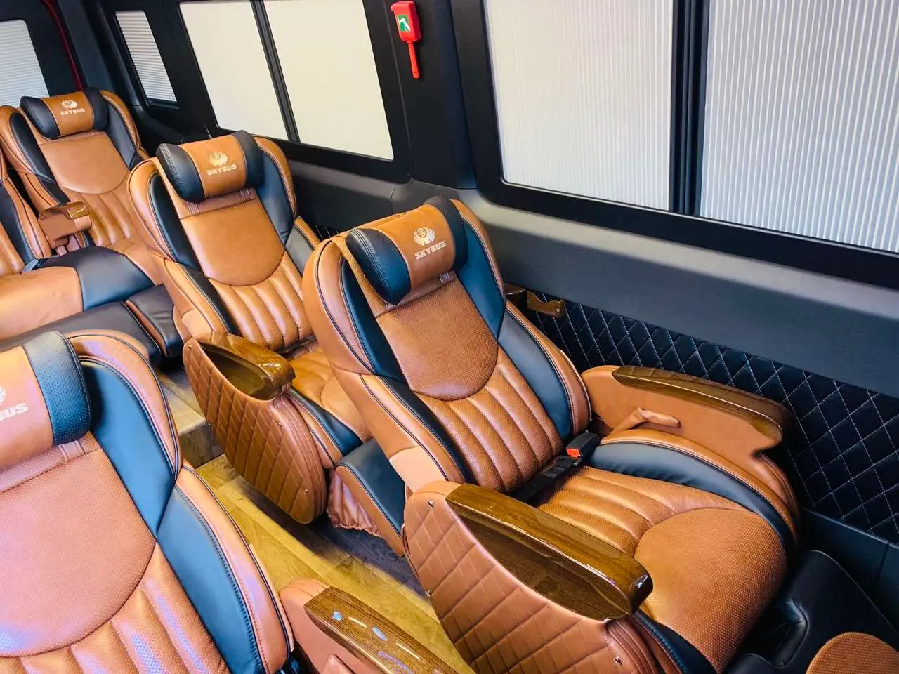 Tổng hợp c&aacute;c h&atilde;ng xe Limousine đi Đ&agrave; Lạt từ Nha Trang 2