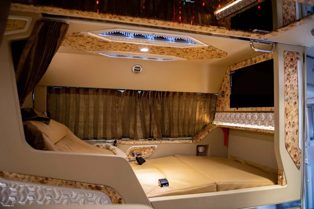 Tổng hợp c&aacute;c h&atilde;ng xe Limousine đi Đ&agrave; Lạt từ Nha Trang 4