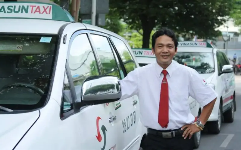 Top 9 h&atilde;ng taxi s&acirc;n bay Li&ecirc;n Khương uy t&iacute;n v&agrave; tiện lợi 3