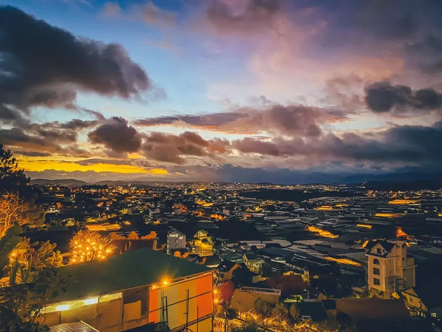 Chi&ecirc;m ngưỡng ho&agrave;ng h&ocirc;n Đ&agrave; Lạt rực rỡ trong những ng&agrave;y cuối thu 3